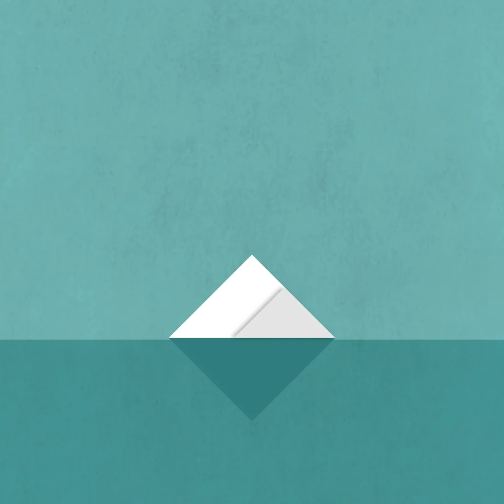 imagen abstracta de un triangulo blanco sobre fondo aguamarina